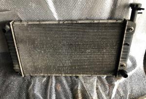 Радиатор двигателя Chevrolet Express 2004-2009 22795303 ; 15897980 ; 15107008 