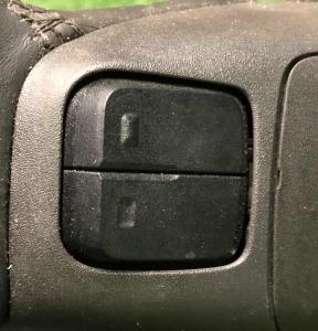 Кнопки руля правые Chevrolet Tahoe / Escalade 2021-н.в. 13540148