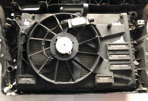 Диффузор вентилятора Ford Explorer 5 2012 CB53 8C607 AB ; CB5Z 8C607 A