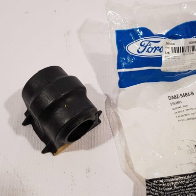 Втулка переднего стабилизатора правая Ford Explorer 2011-2019 DA8Z 5484 B
