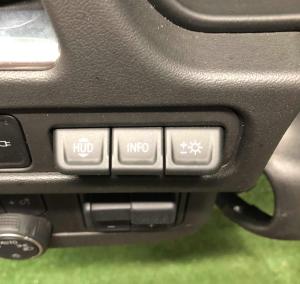 Кнопки главного дисплея Chevrolet Tahoe 2021-н.в. 84751444 ; 84708877