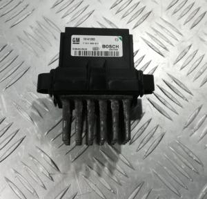 Резистор вентилятора отопителя Chevrolet Tahoe 2006-2014 15141283; 13503201; 13598090