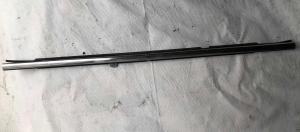 Накладка стекла задней правой двери Cadillac Escalade / Tahoe 2015-2020 23227745 ; 23445729 ; 20963514