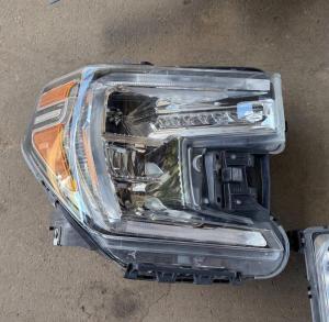 Фара правая GMC Sierra 2019-2022 85621451 ; 84502616 ; 84507049 ; 84621807 ; 84772476