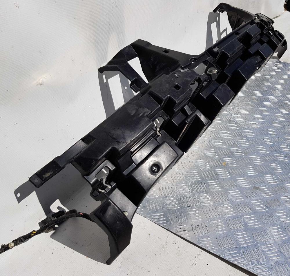 Наполнитель заднего бампера Ford Explorer 5 BB5Z 17E855 A; BB53 17E855