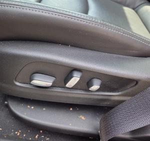 Блок регулировки водительским сиденьем Cadillac XT6 2020-2023 23431338