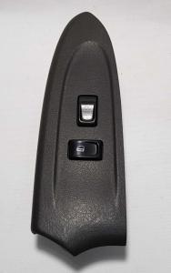 Блок управления стеклоподъемником пассажирский Chevrolet TrailBlazer 2001-2004 15136126