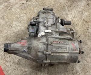 Раздаточная коробка LM2 Cadillac Escalade / Tahoe  2021 85580975