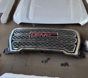 Решетка переднего бампера GMC Sierra 2019-2020 84699827 ; 84699817 ; 84555124 ; 84448544 ; 84508298