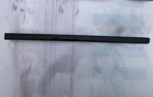 Молдинг задней левой двери  Chevrolet Tahoe 2015-2020 22997638 ; 22913215