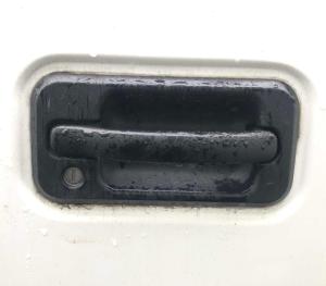Ручка наружняя пассажирской двери Hummer H2 2003-2009 46816928