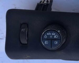 Блок управления голавным светом Chevrolet Tahoe 2015-2019 23317218 ; 84448514 ; 22987733 ; 84154113