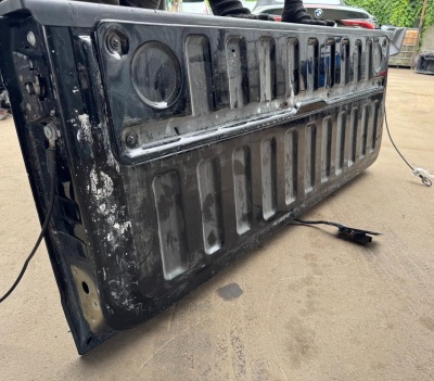 Борт откидной Dodge Ram 1500 Laramie 2020-2023 68278358AF
