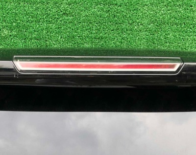 Стоп сигнал (третий) крышки багажника Cadillac Escalade 2015-2019 22803028
