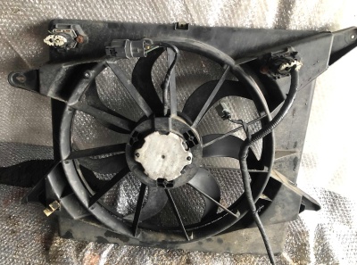 Вентилятор радиатора Cadillac SRX 2010-2012 20883034 ; 25894235