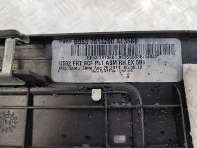 Накладка порога внутренняя передняя правая Ford Explorer 5 BB5Z 7813208 AA; BB53 7813200