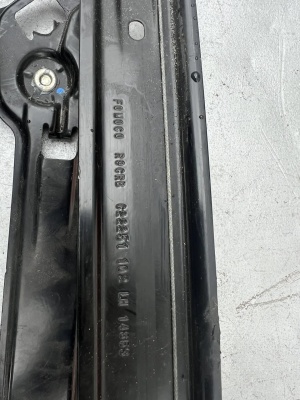 Стеклоподъемник левый Ford Mustang 2015-2018 R9CRB C22251 102; FR3B 6323209 AM