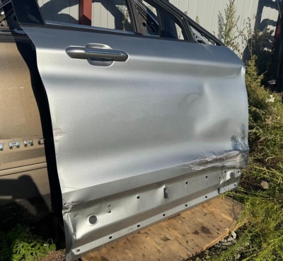 Дверь пассажирская Ford Explorer 2020-н.в. BB5Z 7822800 C ; BB53 7822800 BA