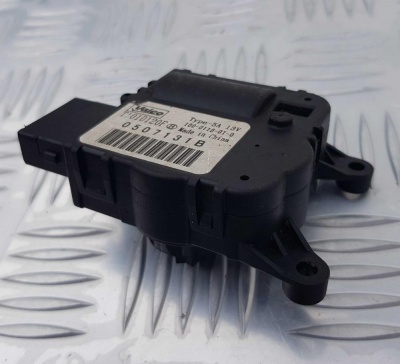 Моторчик заслонки отопителя Ford Explorer 5 2011-2015 Valeo T1010120F; 0507131 B