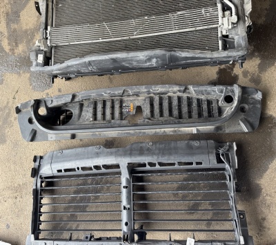 Ноускат на Chevrolet Tahoe T1XX 2022 87813936