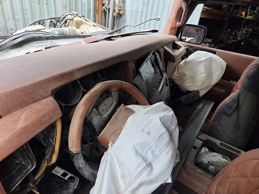 В разборе Hummer H2 2008г 6.2L