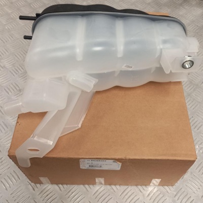 Расширительный бачок Cadillac Escalede/Chevrolet Tahoe 2015-2020 General Motors 84368362