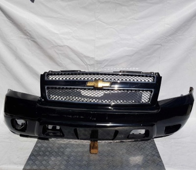 Бампер передний Chevrolet Tahoe 2006-2014 25814570