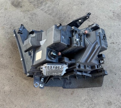 Фара правая Dodge Ram 1500 2020-2021 68316088AH, 68533274AB