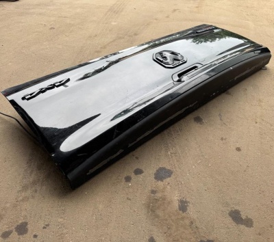 Борт откидной Dodge Ram 1500 Laramie 2020-2023 68278358AF