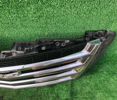 Решетка радиатора Cadillac Escalade 2015-2020 23405570 ; 23181990 ; 23329115