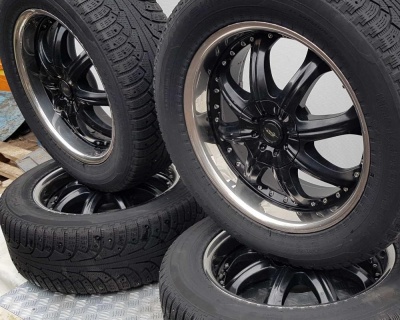 Диск Dale Earnhardt Jr. American Racing DJ350 8.5Jx20 5/114.3 ET 30