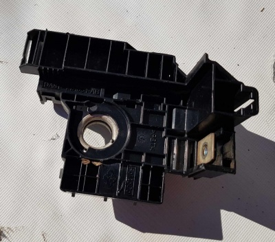 Плюсовая клема аккумулятора Ford Explorer 5 DA8Z 14526 A; BB5Z 14526 BA; BB5T 14A003 CA; CB5T 14A094