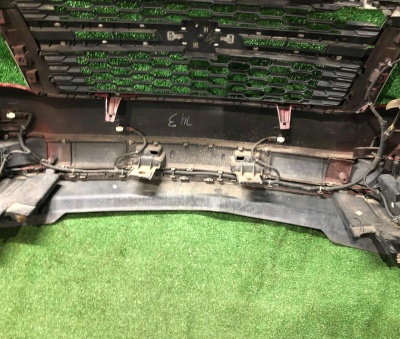Бампер передний Chevrolet Tahoe 2015-2020 84408066 ;  23142976 ; 23320623 ; 22936492