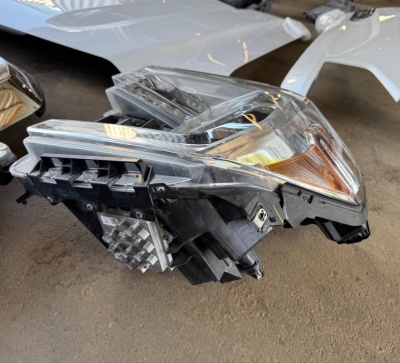 Фара левая GMC Sierra 2019-2022 85621450 ; 85535171 ; 84989880